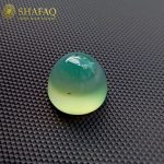 نگین عقیق سبز آبدار ۱۸ میلی‌متری اصل با تراش گنبدی